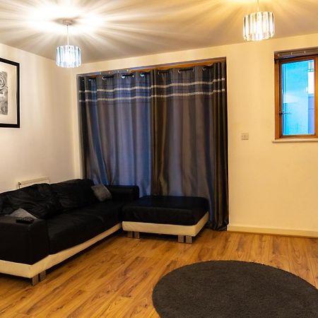 Lovely 1-Bed Apartment In Hackney Londyn Zewnętrze zdjęcie